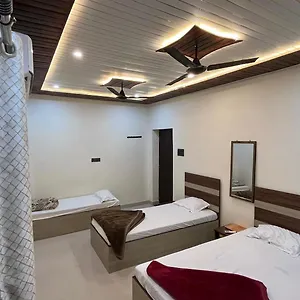 house-gauri-kedareshwar.hotels-varanasi.com/