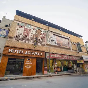 hotel-augusto-varanasi.hotels-varanasi.com/